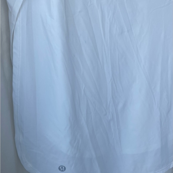 Women's Lululemon White Mesh Top - Picture 3 of 3